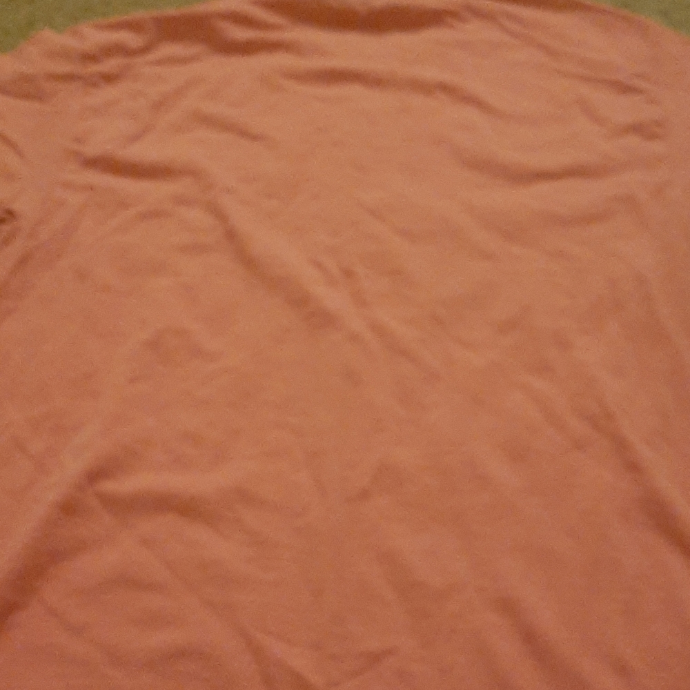 Tshirt - Picture 2 of 3